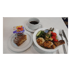 [LINEスタンプ] 【サハリンご飯編②】ミーシュカひとり旅